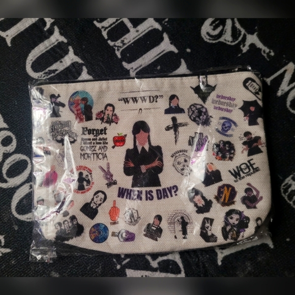 WWWD Wednesday Addams Zip Cosmetic Bag - Picture 1 of 4